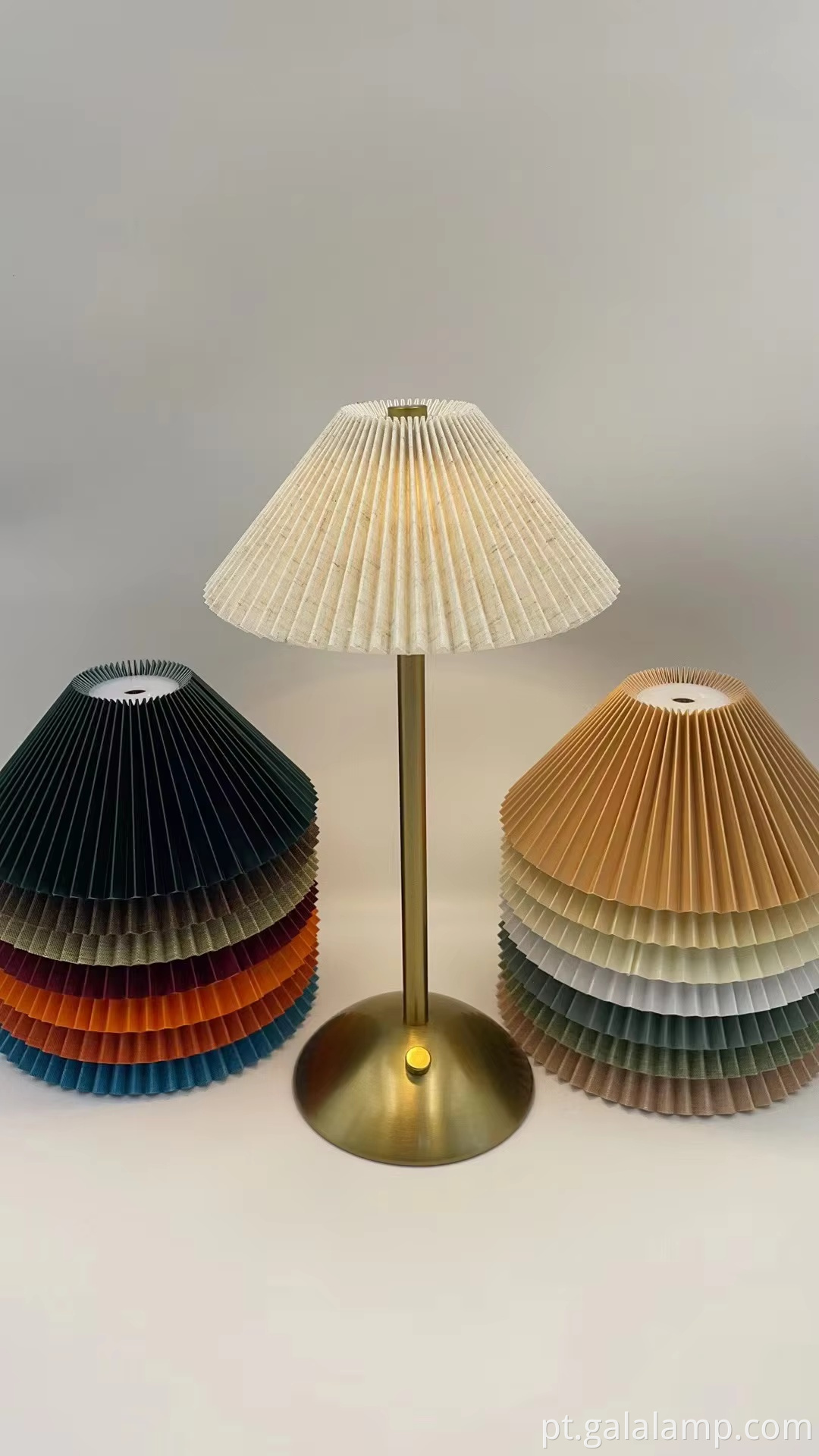 decorative-touch-table-light-for-living-room-5